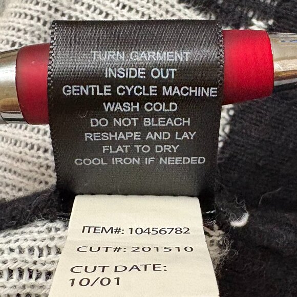 Vintage Y2K Smiling Skulls Women Oversized Cardigan XL Goth Emo Grunge Button up - Picture 9 of 15